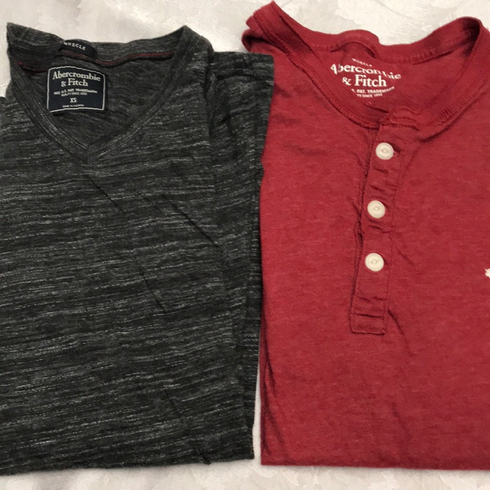 Men’s xs a&f short sleeve T-shirt